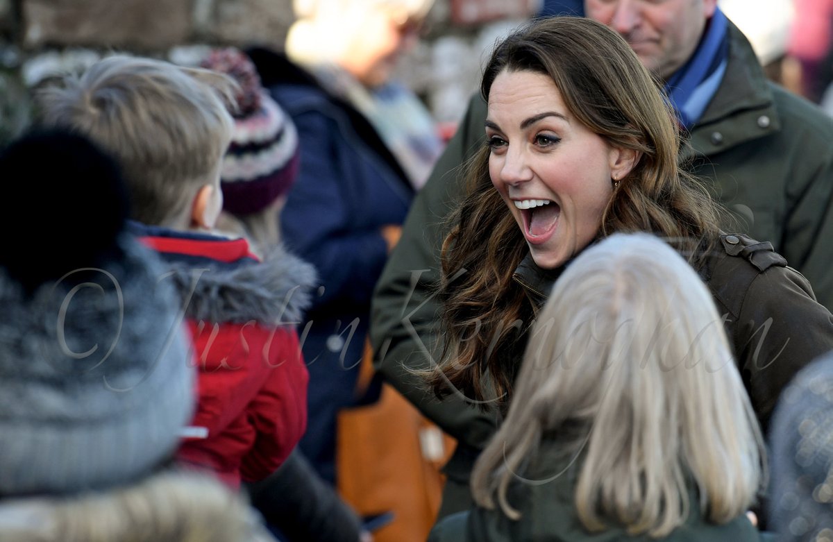 JustinKernoghan's tweet photo. Plenty of great expressions as The Duchess of Cambridge visits the Ark Open Farm in Northern Ireland today as part of her Early Years Campaign @PPAI_IRL @RoyalFamily @HRHDuchesskate #RoyalVisitNI #ArkOpenFarm #DuchessofCambridge https://t.co/hILNONRZzy