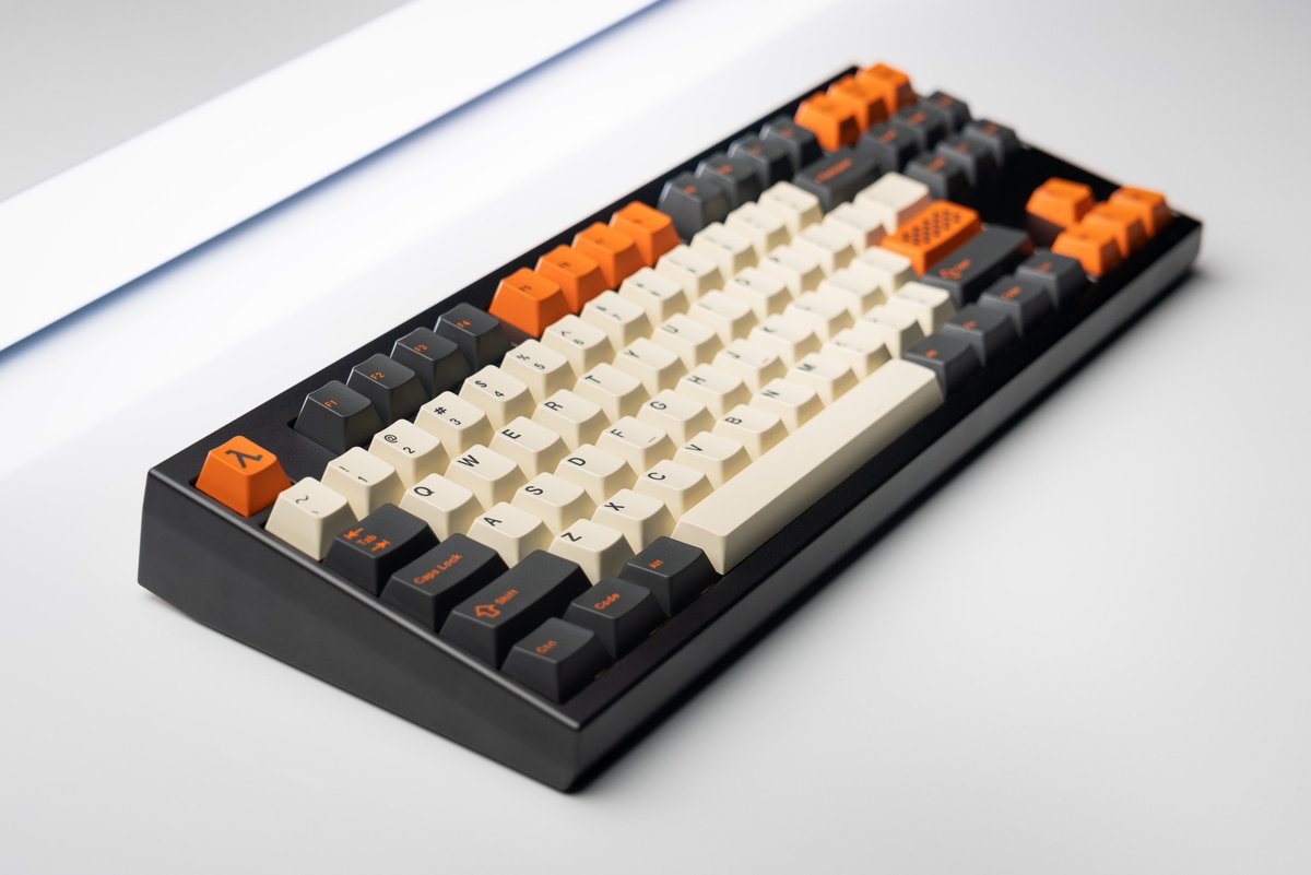 taehatypes's tweet image. The @keycultio commission I build for @EvilAFM not too long ago.