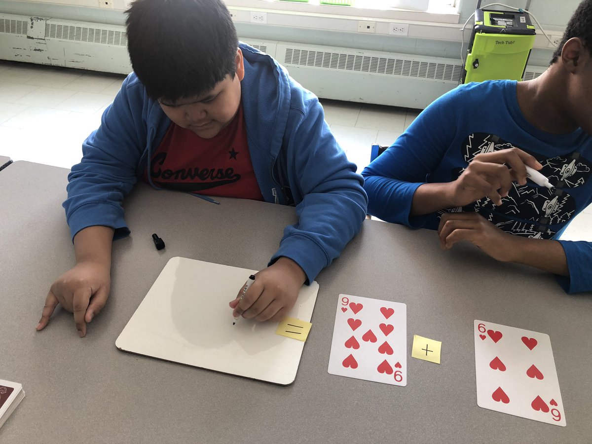 Mrs_James5's tweet image. Addition using playing cards 😎 #coolmath