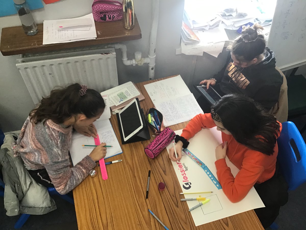 CorkETSS's tweet image. This week, 1st students are delving into the world of their stuff during #PBL or #phenomenonbasedlearning by exploring the lifecycle of an everyday like object. So far students learned how to do research and how to avoid plagiarism.  Tomorrow it’s all about creative presentation.