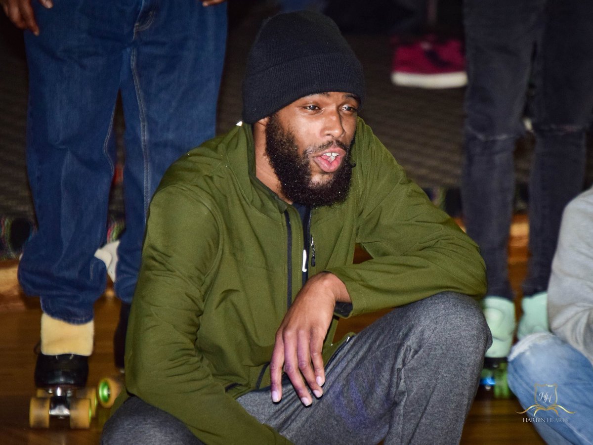 gotjamjeremy's tweet photo. I’m in my own zone🧎🏾♂️
#HSPLTY #RollerSkatingAintDead #TheHospitalitySkate #ServeEmNicely #HeartBreak2020 #Jamskate #skater #dance #Mississippi https://t.co/A5L38mDQle