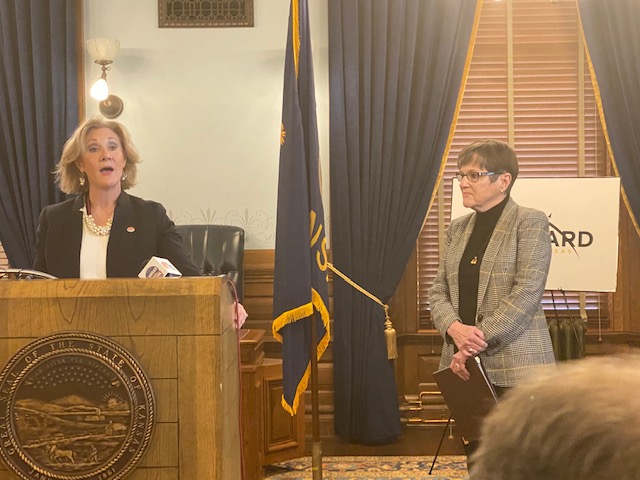 EconLifelinesKS's tweet photo. Thank you @GovLauraKelly and @KDOTHQ Secretary Julie Lorenz for speaking about the transportation needs in Kansas and details of the new #FORWARDKansas transportation plan. Also, thank you to those who attended the press conference and for your support of #transportation!
#ksleg https://t.co/1CPyqantrO