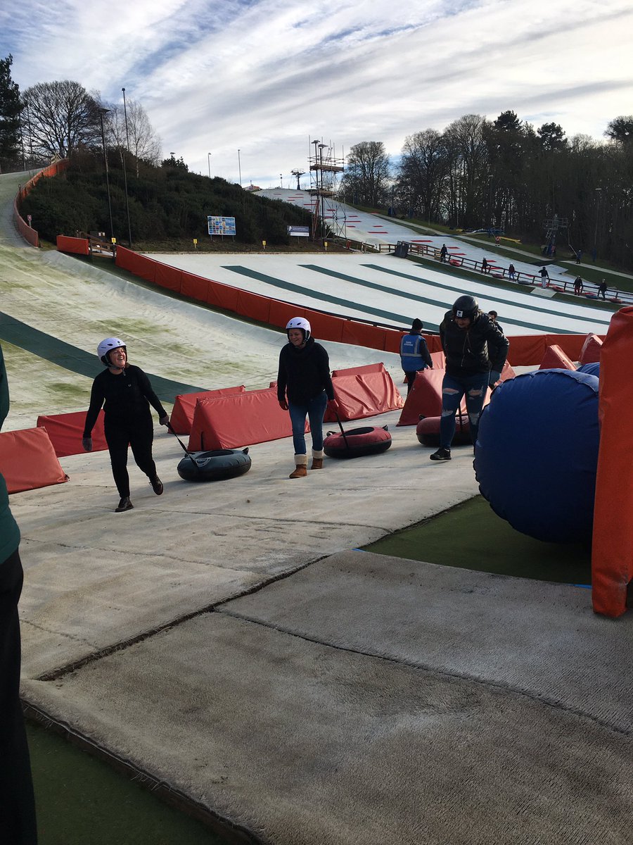 AmyFost10659018's tweet photo. Cold but fun team away day for Norfolk services for being outstanding @HPFT_NHS @sepehrara @vickiellenOT https://t.co/VnaLNDPwAk