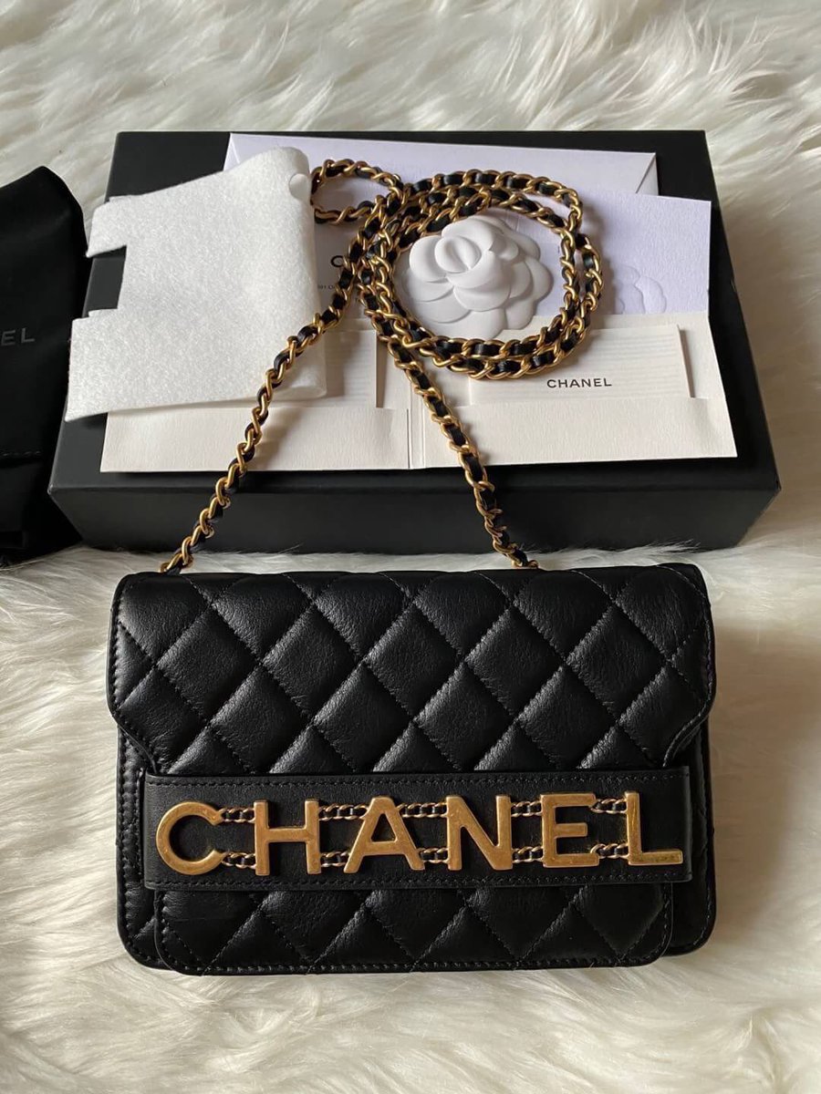 Malinni9's tweet photo. .
                         " CHANEL "
              Chanel woc holo29 full set
price : 121,900 THB free EMS 
อุปกรณ์ : ถุงกระดาษ ถุงผ้า การ์ด บุ๊ค ใบเสร็จจริง ดอกคามิเลีย ซองใบเสร็จ ถุงรองก้น

#chanel #chanelแท้ #กระเป๋าchanel #ของขวัญวาเลนไทน์ #ของขวัญวันเกิด #ของขวัญวันเกิดแฟน https://t.co/z7zuQejtUf