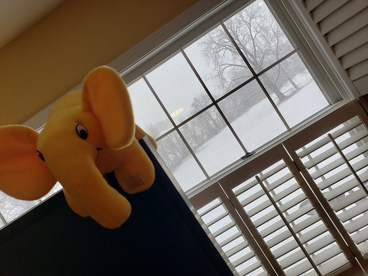PennDev's tweet photo. Oh no! What happened to the sunshine?? #sunshinephp @SunShinePHP https://t.co/vhTYdNxeS9