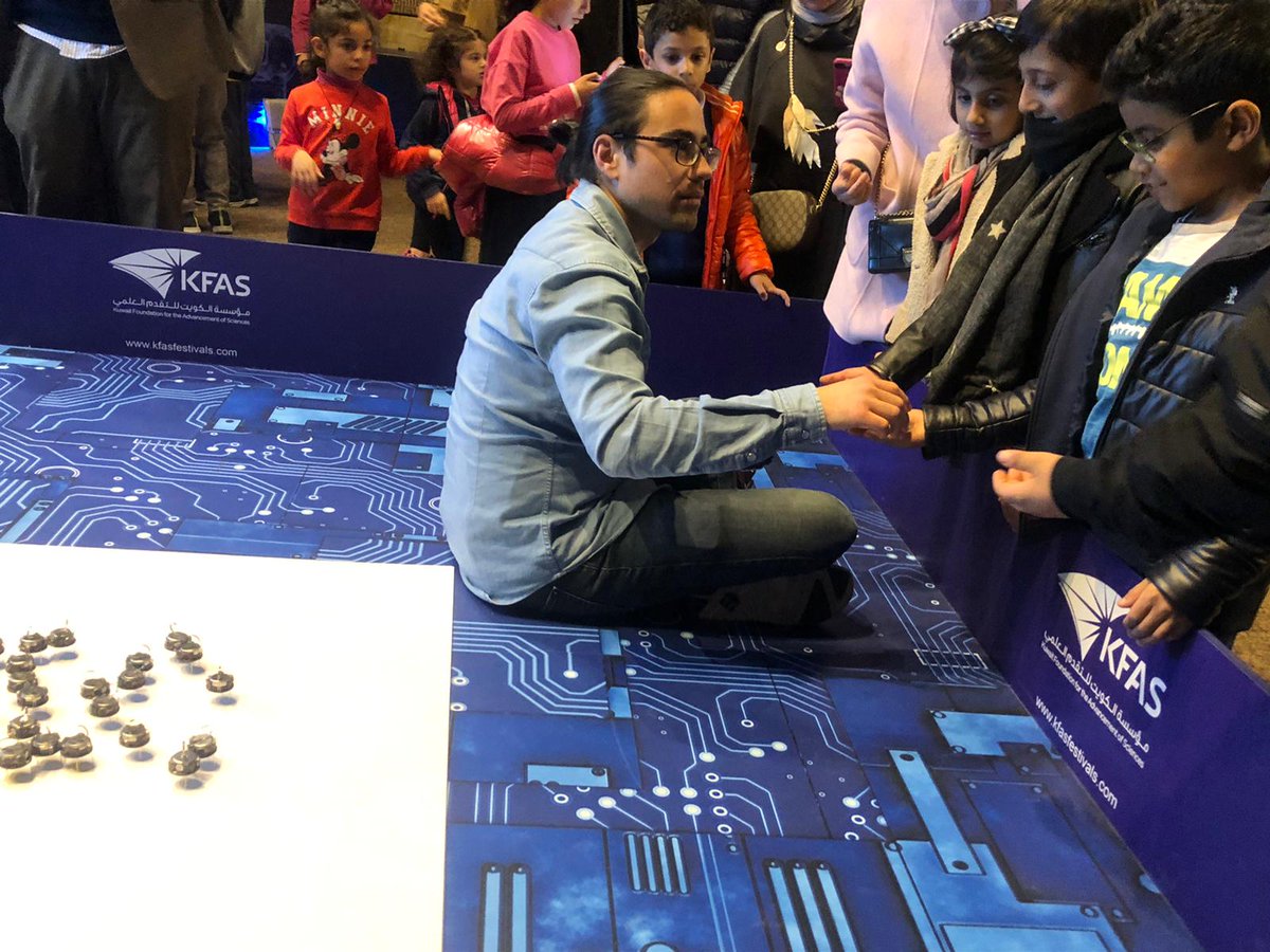 danicarzap's tweet photo. Another day full of ideas from the audience at #KFAS Festival on how to use #swarms in the real world: #agriculture, #firefighting, #transportation... Asking citizens brings benefits to both society and researchers @kfasinfo @1001inventions @engage_bristol @sabinehauert https://t.co/vUOhFi6JIZ