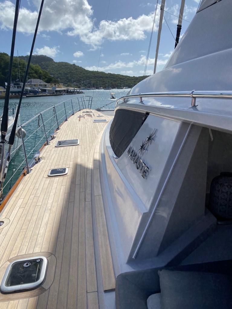 NAMASTE wants to host you in Tahiti! chillaxincharters.net/blog/2020/02/1…