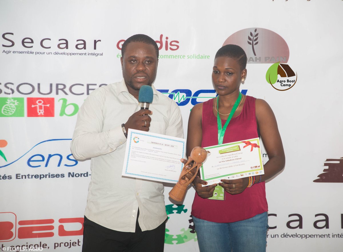 agrobootcamp's tweet photo. Le jury a délibéré et a annoncé les 5 lauréats #AgrobootAward:
▶️Prix #InitiativesClimat @ChamsyGAO
▶️Prix #AgroBootCamp Glaube ROGUY ATAKLO
▶️Prix #Colibri, Désiré AGBESSI
▶️Prix #TerreNourricière, Séname AZIAMBLE
▶️Prix #ApisMellifera Chefiatou SANNY.
#AgroBootCamp4
#ABC4D https://t.co/kMNZEutYV5