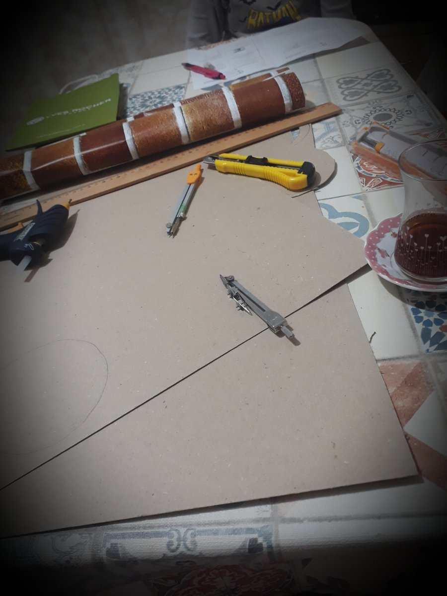 altunsoyldz's tweet image. Kafayı yemeye az kaldı...(: 

#ödevler