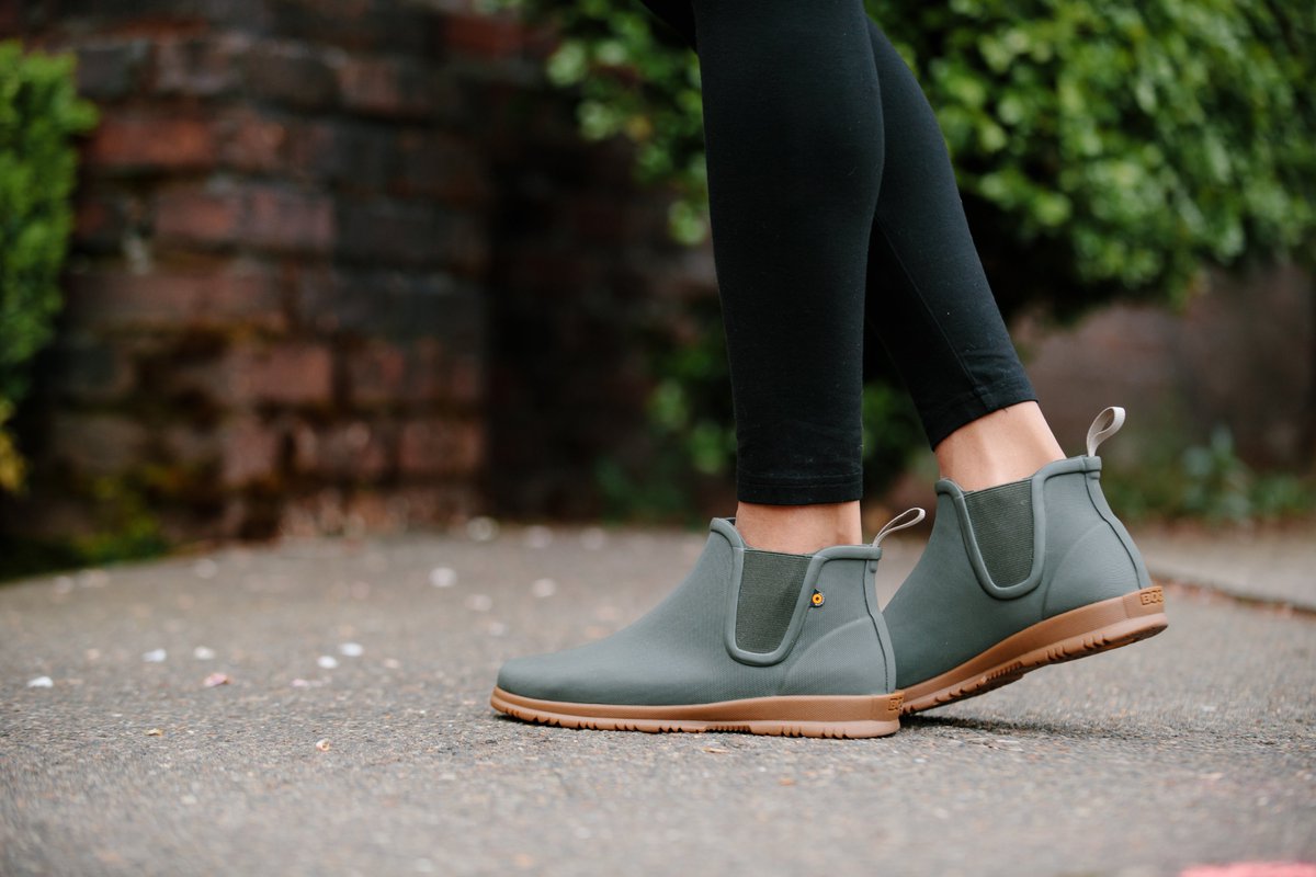 bwicompanies's tweet photo. Now stocking for spring - Sweetpea Boot from @BogsFootwear. Ultra lightweight comfort and functionality come together in a stylish, affordable design that will serve a multitude of purposes for the wearer. #BogsBoots #Footwear #TopNotchService https://t.co/f4N8IxsPuO
