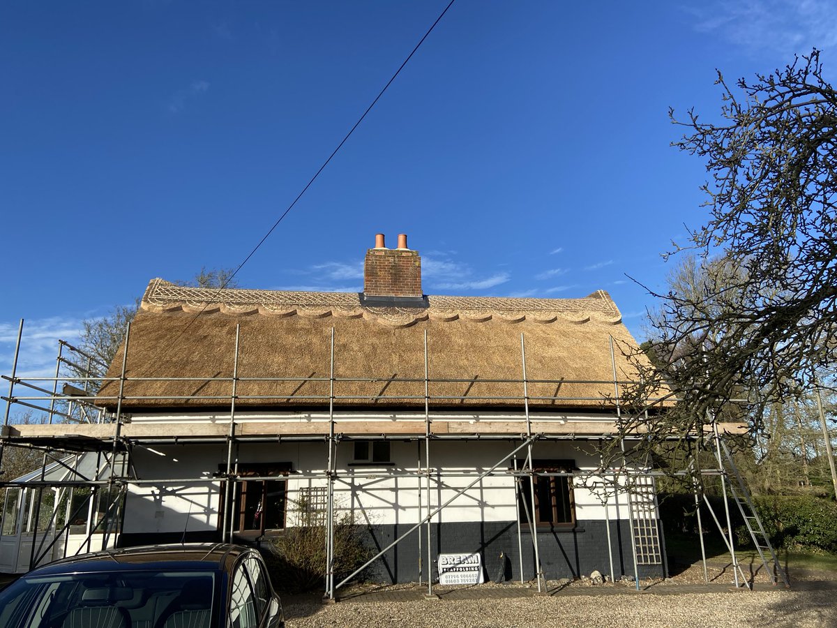 AngliaCo's tweet photo. Latest job finished in Woodrising, Norfolk. Tiled windows taken out and re-pitched to allow for thatch as the clients hated the original windows. Tricky to make work but came out really well. #Norfolk #norfolkhour #thatching #thatch https://t.co/h1035q1m8q
