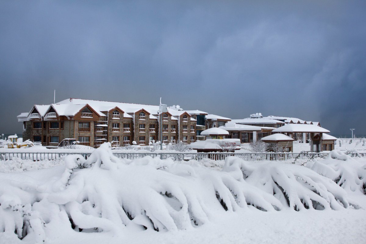 babillonhotel's tweet photo. @denizcansumer @RizeVali @ceydanurtufekci @Osmnbaykal @nisayetgin1 @zlemSandall @_ahmetdalkiran Bekliyoruz ⛄️ https://t.co/f8Cc8z2fT2