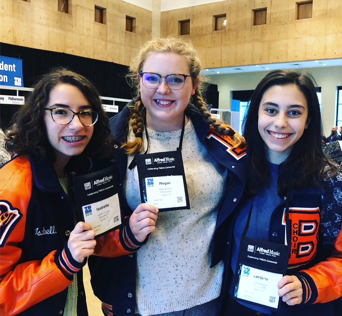 BridgelandChoir's tweet photo. They are now officially official!!! #bridgelandbest #allstaters #historymakers https://t.co/HDyeedIGy9
