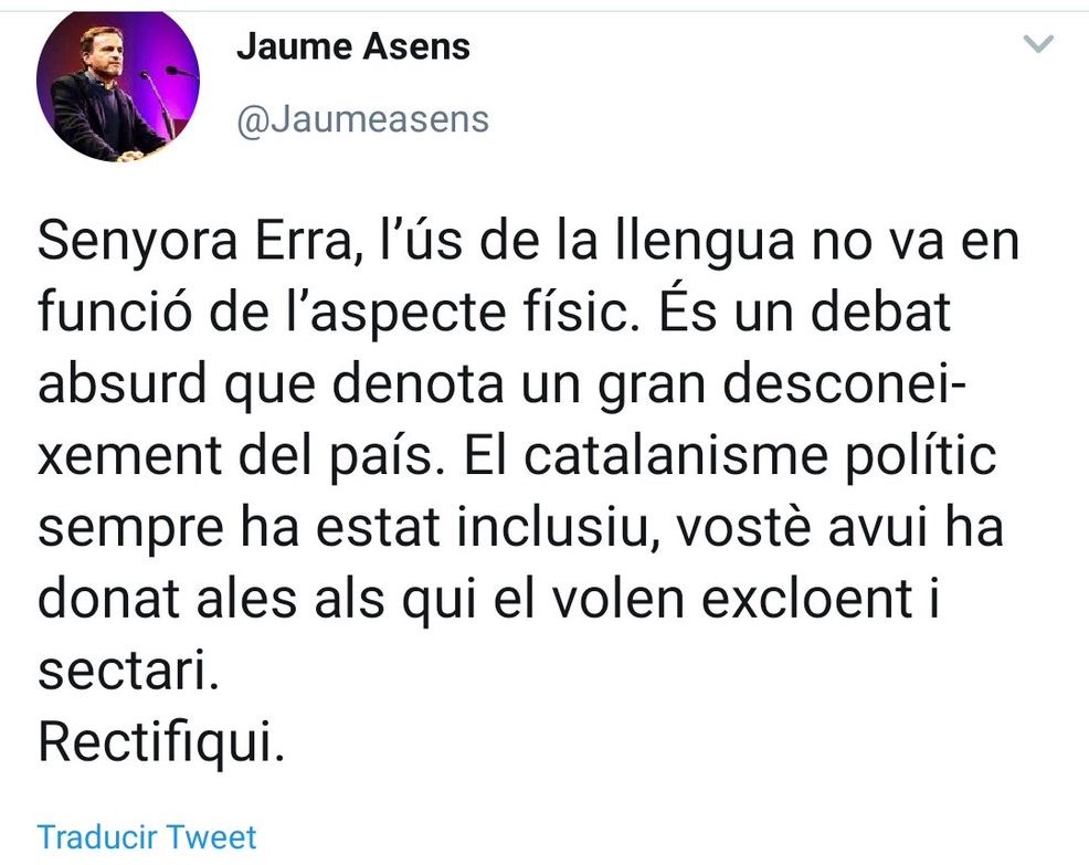 ¡Al fin Jaume Asens reaccionando como es debido! Ha sido increíble. Jaume Asens poniendo en su sitio públicamente a una política indepe racista, con palabras de izquierdas.
Han sido los mejores 5 minutos de Jaume Asens en política.
Porque es lo que ha tardado en borrarlo.