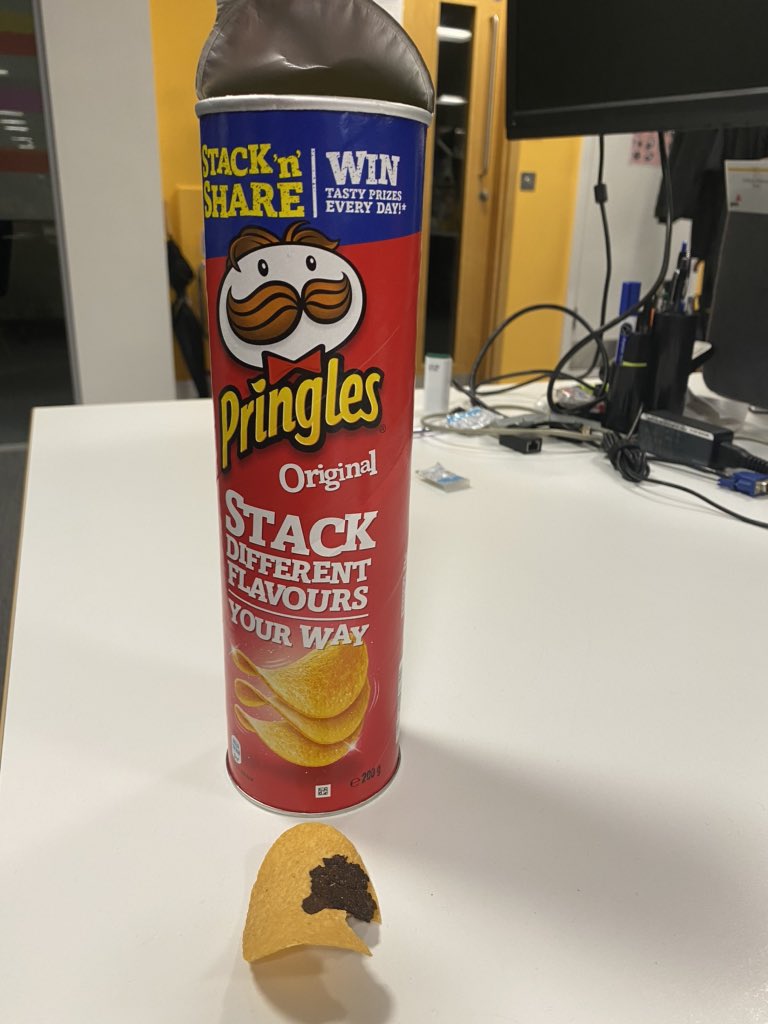 SeanBrehaut's tweet photo. @Pringles care to explain this bad boy found in the middle of the tube of originals🤢. New flavour? https://t.co/QvffpxL0I3
