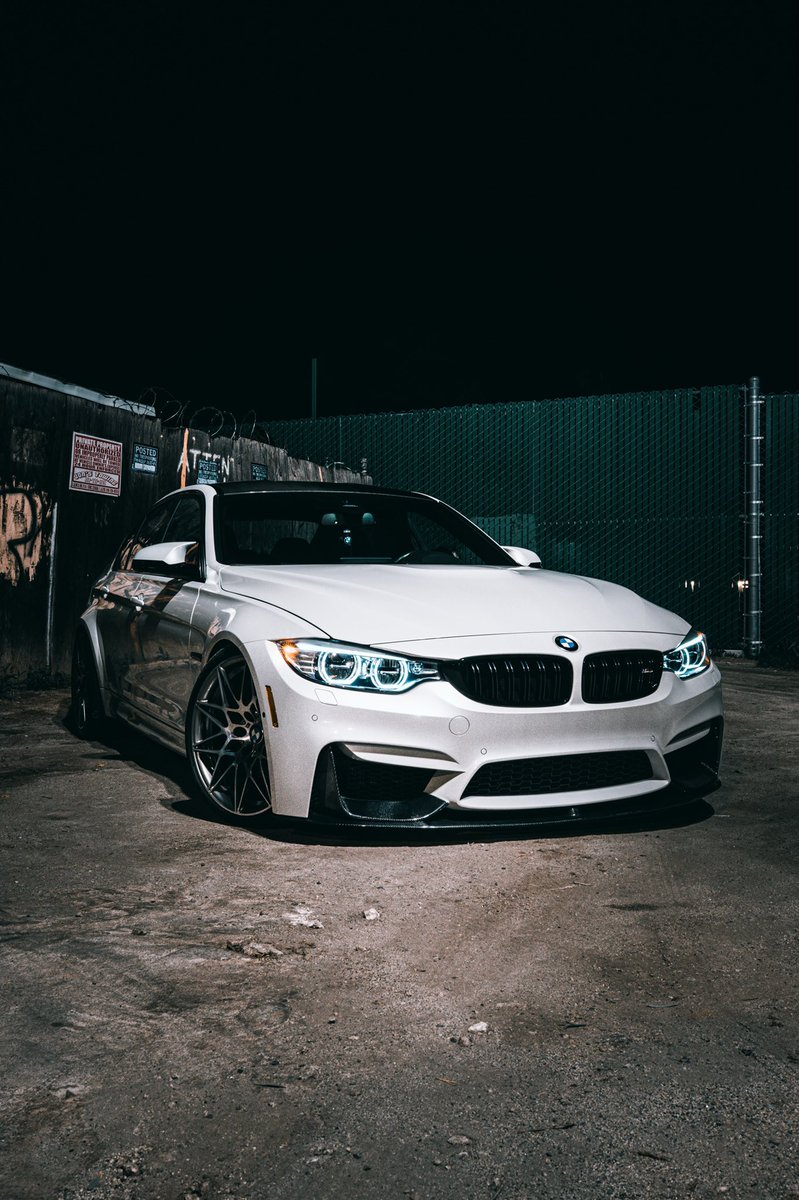 Lifewithkg's tweet image. She’s coming along nicely😍 
#bmw #bmwm3 #f80m3 
follow my build on youtube!! youtube.com/channel/UCVHqA…
