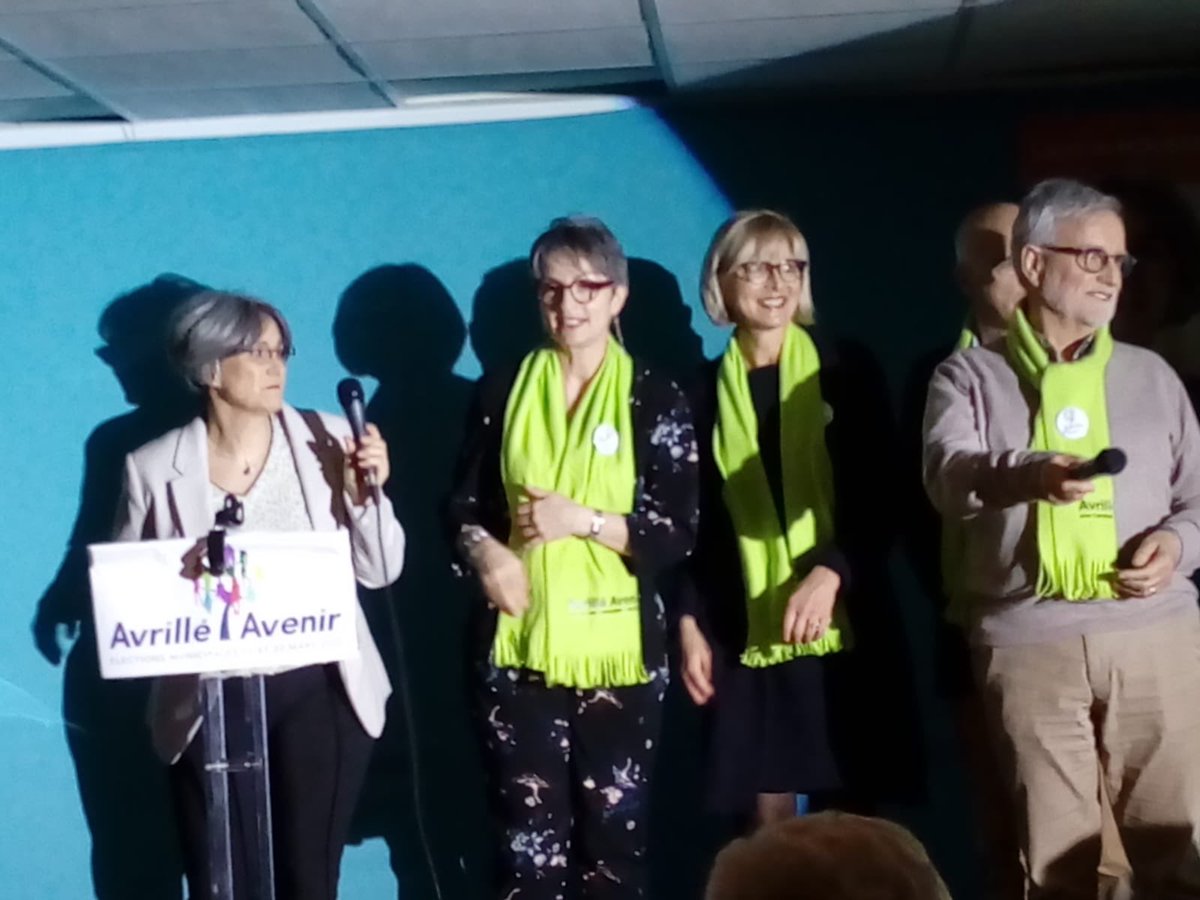 avrilleavenir's tweet photo. À l'heure qu'il est (20h17) , la réunion publique d'Avrillé Avenir bat son plein #Avrille2020 #Municipales2020 https://t.co/76eQ7OSXOn