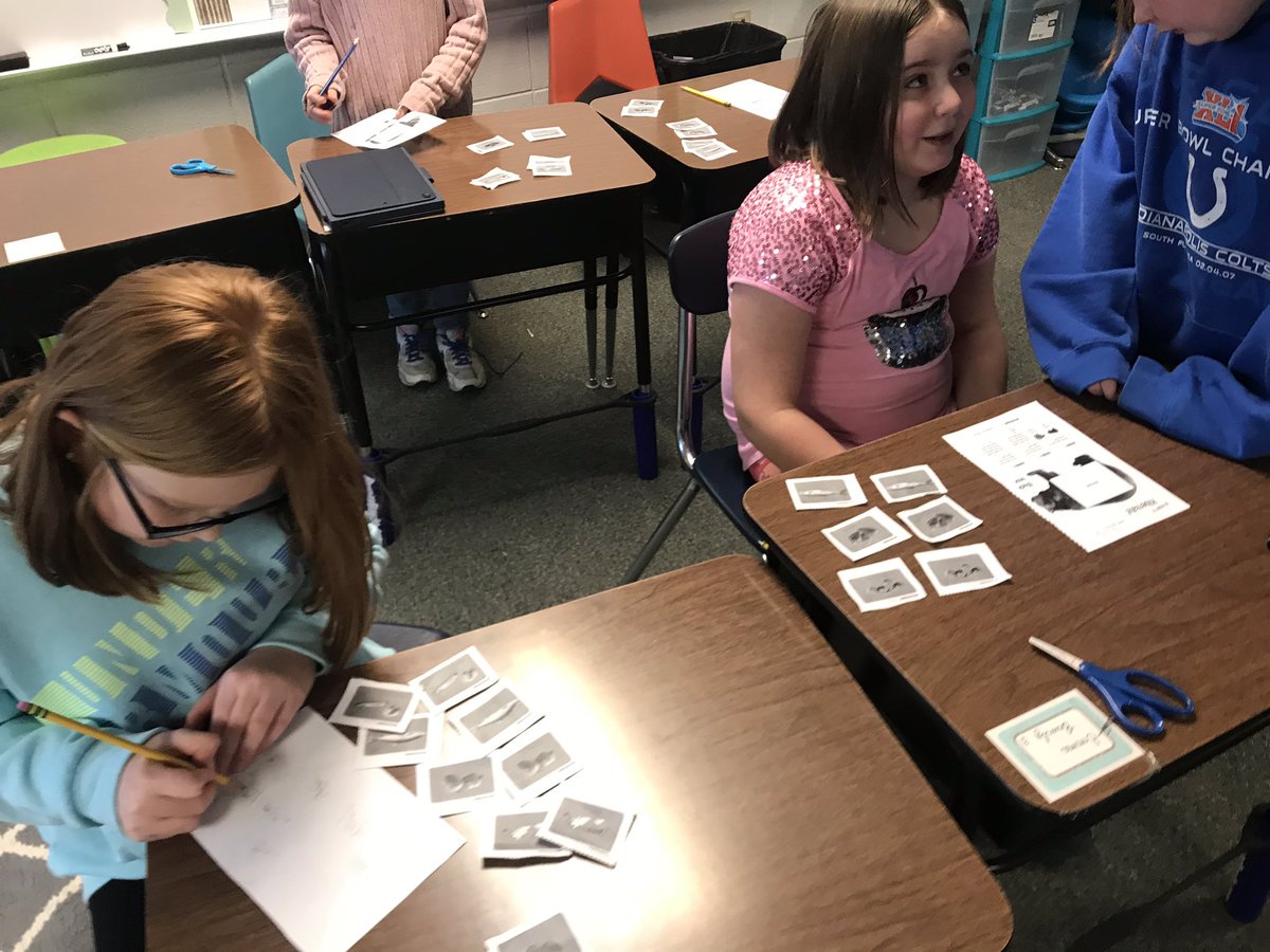 MrsMWessel's tweet photo. Students are enjoying learning about bears and hibernation today using #mysteryscience #jcde #adapations #hibernation https://t.co/0b9jtZgO7E