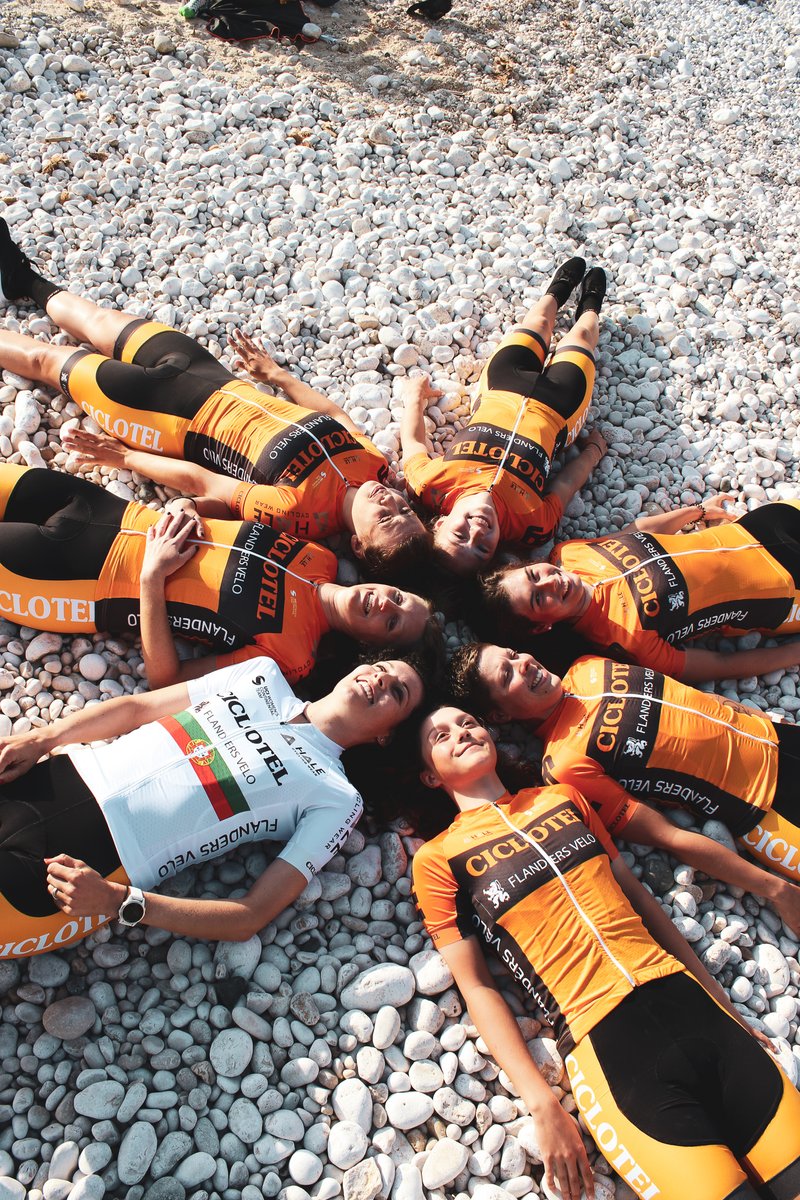 Calpe was good for us! Ready for <a href="/dubaiwomenstour/">Dubaiwomenstour</a>!

#Lioness🚴‍♀️ #womencycling #uciwwt #wwt #cyclingphotos #procycling #bikelife #womencycling