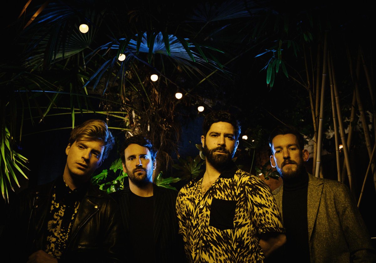 fansofrussell's tweet photo. FOALS and SUPERGRASS to headline Wilderness Festival - Banbury Cake https://t.co/6B4dszrtlg https://t.co/5iIVmlu0NI