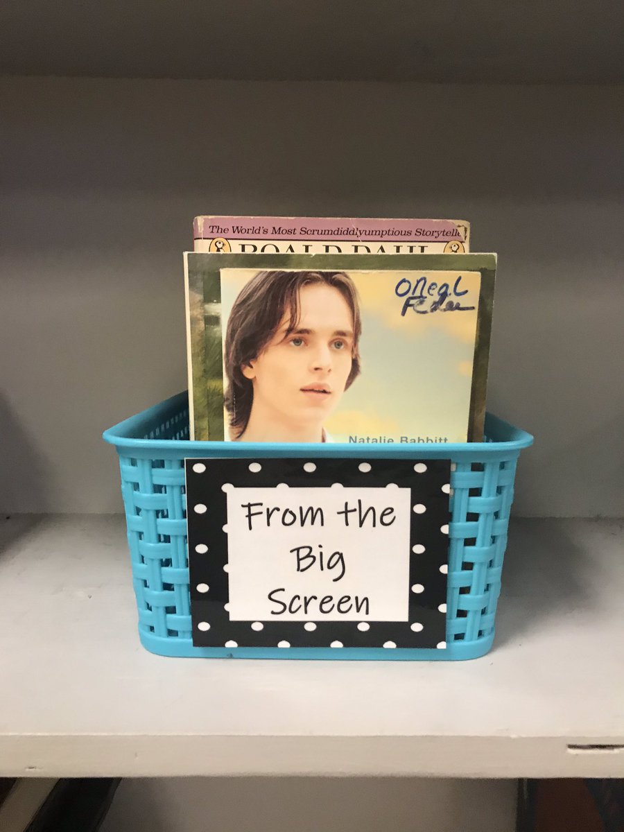 MrsHenderson73's tweet image. No Lexile labels over here....Got a little bit more specific with my class library today! Not sure who’s more excited, my kids or me... #classlibrary #genres @bakerelembears