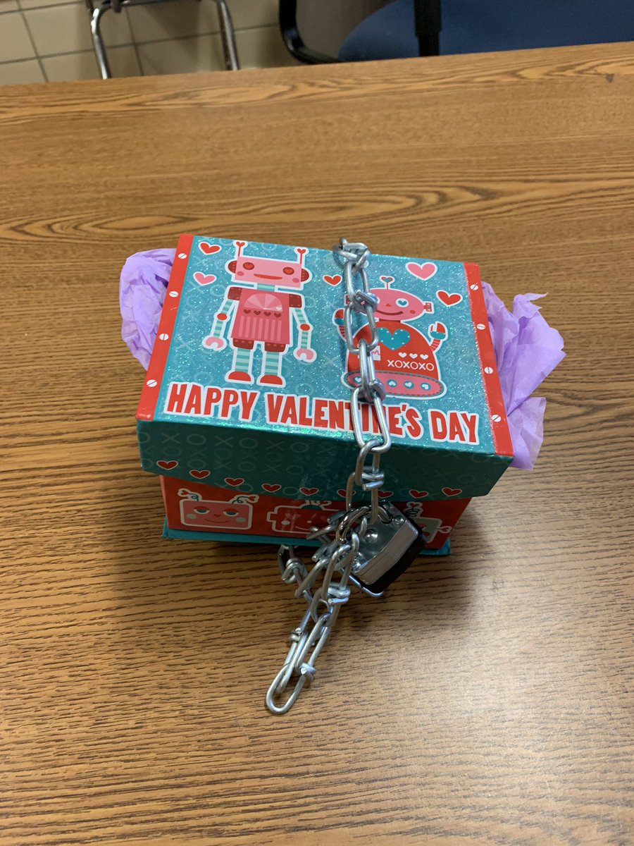 Heusner2ndGrade's tweet photo. 2Sa practiced math to unlock the box! First pair done followed the clues to find the hidden key and unlock the box with treats for the class! #HeusnerPride #heusnermath #WHY305 https://t.co/DTmvLo7vFa