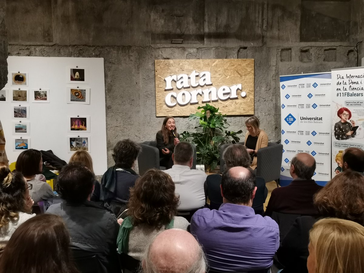 EnricCulat's tweet photo. #MontserratCasas va lluitar per un model d'universitat diferent amb uns objectius ben definits". Emotiu inici del cicle #Pioneres tot recordant la primera dona rectora a la #UIB amb una conversa magníficament moderada per @FerragutMar amb la investigadora #LauraFerrer #11FBalears https://t.co/g6xyIBUhmZ
