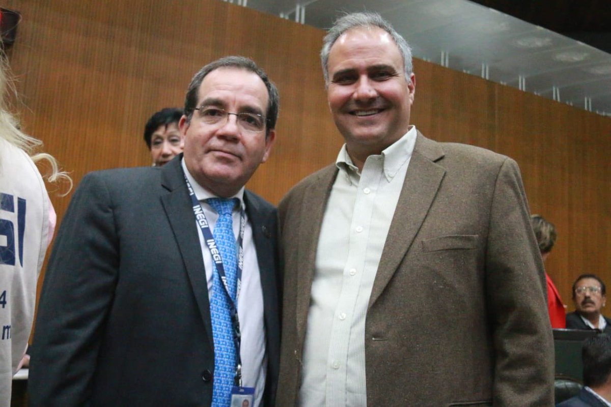 Agradecemos al Director General Regional del <a href="/INEGI_INFORMA/">INEGI INFORMA</a>  el Lic. Leobardo Gaytan Guzmán por brindarnos información sobre los mecanismos a seguir en este próximo censo que se realizará a partir de este marzo 2020.

#AyudemosalINEGI 📋🖊
#censo2020📊