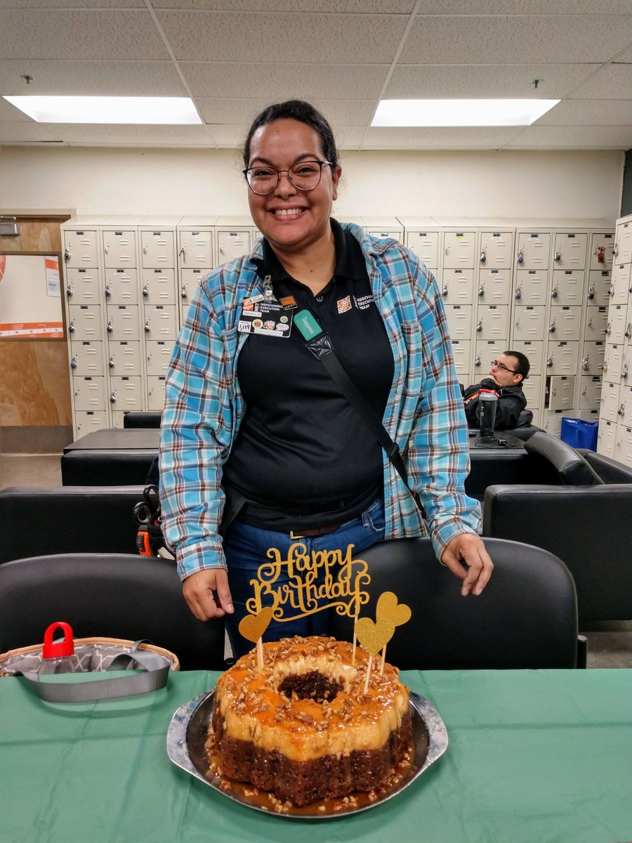 honeyspuddin's tweet photo. Happy early birthday to Amarilis from your 6547 MET family:) https://t.co/4hJpUH85xJ