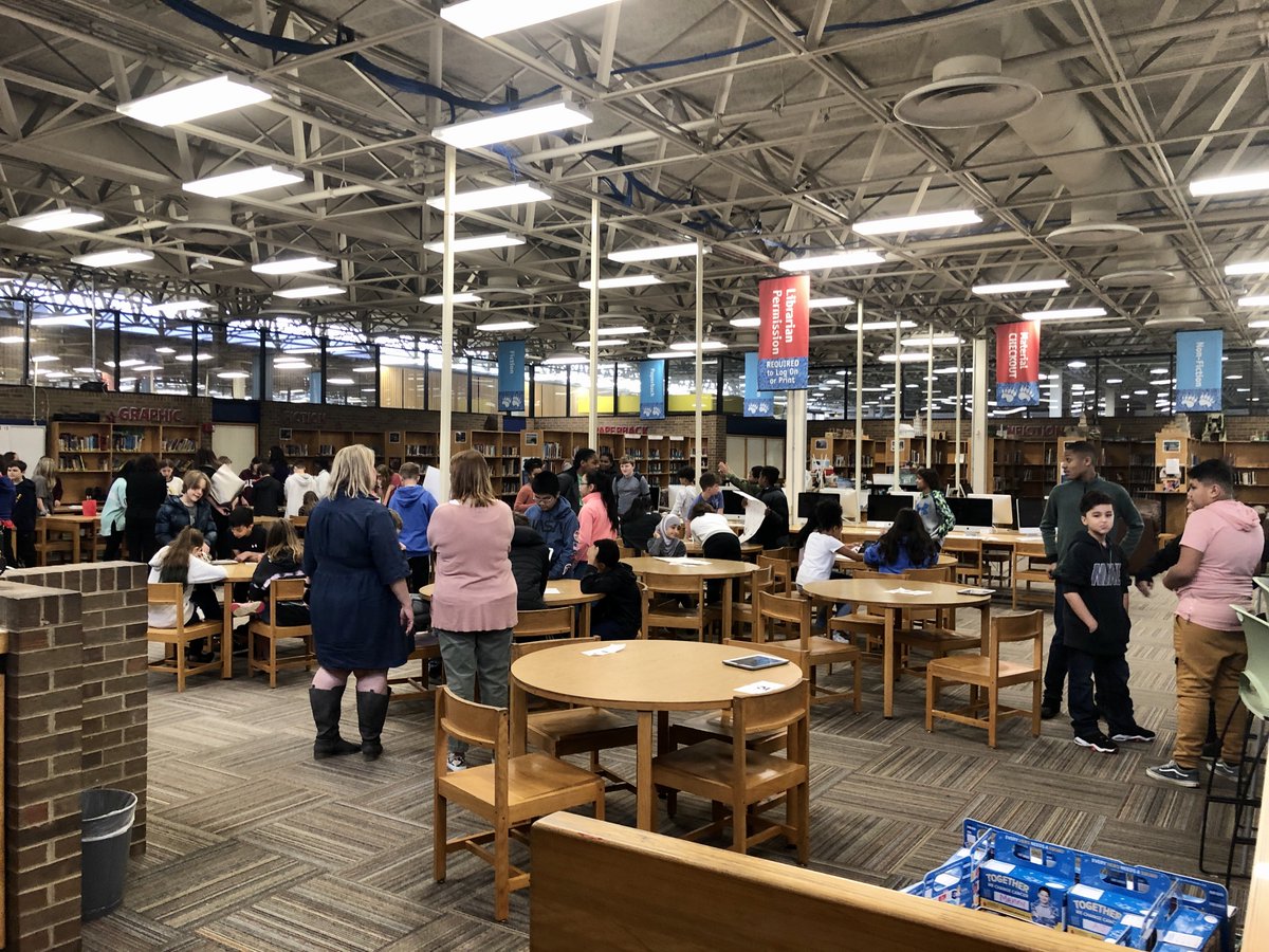MrsJenniferPace's tweet photo. 6th Grade Social Studies @beardenmiddle knows how to promote student accountability, while allowing students to practice with their speaking standards.  They had to EXPLAIN to their peers the major accomplishments of the Han Dynasty. #ChineseInventions #IBaBruin @MTothKCS https://t.co/BiNSPUqFdB