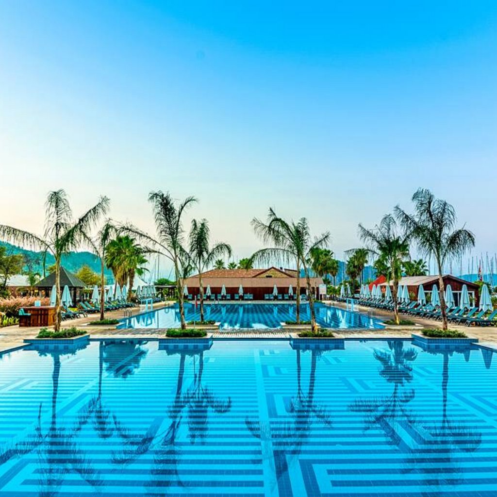 Jetline Holidays tweet media