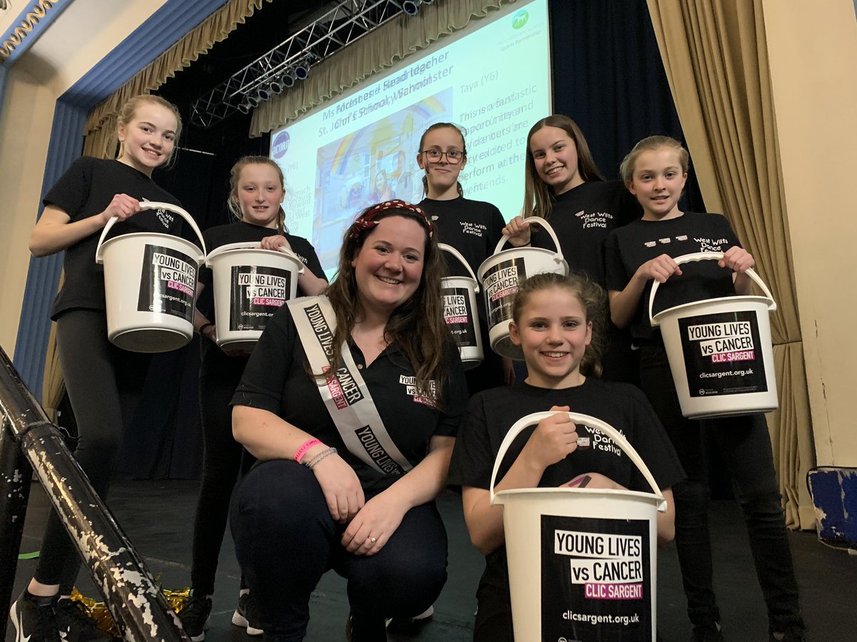 FundraiserEm's tweet image. At the @wwsgo #Wiltshire Dance Festival. Wow!! All the performers are incredible and these brilliant #legends are collecting for @CLIC_Sargent (can I take them with me everywhere?!). Thank you Selwyn #WWDF #WWSGO #Schools #Fundraising #Wiltshire #CLICSargent #YoungLivesVsCancer