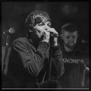 40 days to goSeeing that Louis loves it when fans sing “you were my because” literally melts my heart!! When tour starts I can’t wait to see the biggest smile on his face when he sees fans pointing at him singing “you were my because” - we must do that at every show!!