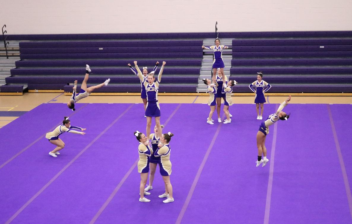 SCAwixom's tweet photo. π£Last night we hosted the @CHSL1926 cheer tournament here at #SCA. Our #STARS placed 3rd in their division! π₯ #GoooSTARS #SCAcheer #SCAathletics #SCAis10 @SCAstars @aodschools @DetroitCatholic @freep @Hometownlife https://t.co/gTsyk3j14W