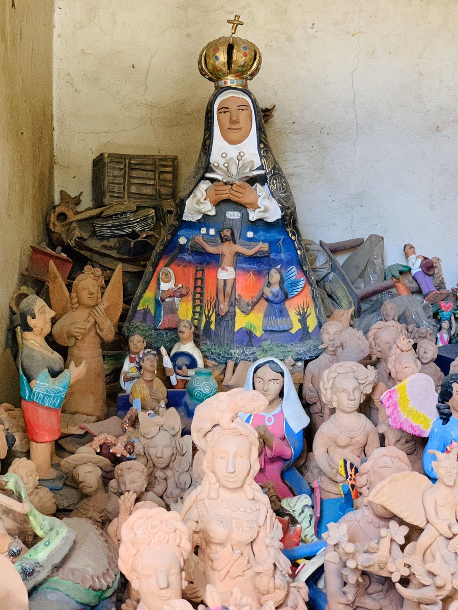 santiago_savi's tweet photo. Fascinante arte de la familia Aguilar en Ocotlán, Oaxaca.
#artemexicano #ocotlan #oaxaca #FelizMiércoles https://t.co/OpiynxyVDB