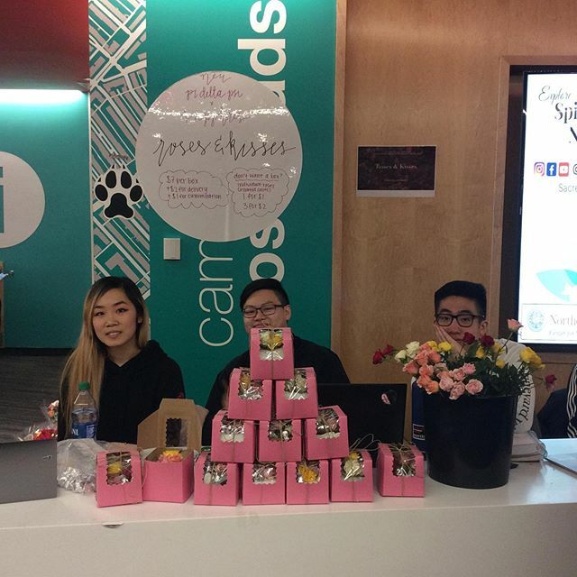 NEU Sapphire# NEU PDP# Organizing Roses &amp; Kisses. Get roses for loved ones. ift.tt/37jdxcv