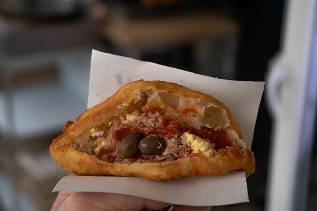 This tasty little sandwich is a type of Tunisian street food called fricasse 😋🇹🇳 #visitunisia #staytounsi #streetfood #engagingtravel #traveldeeper ift.tt/2w7iSXv