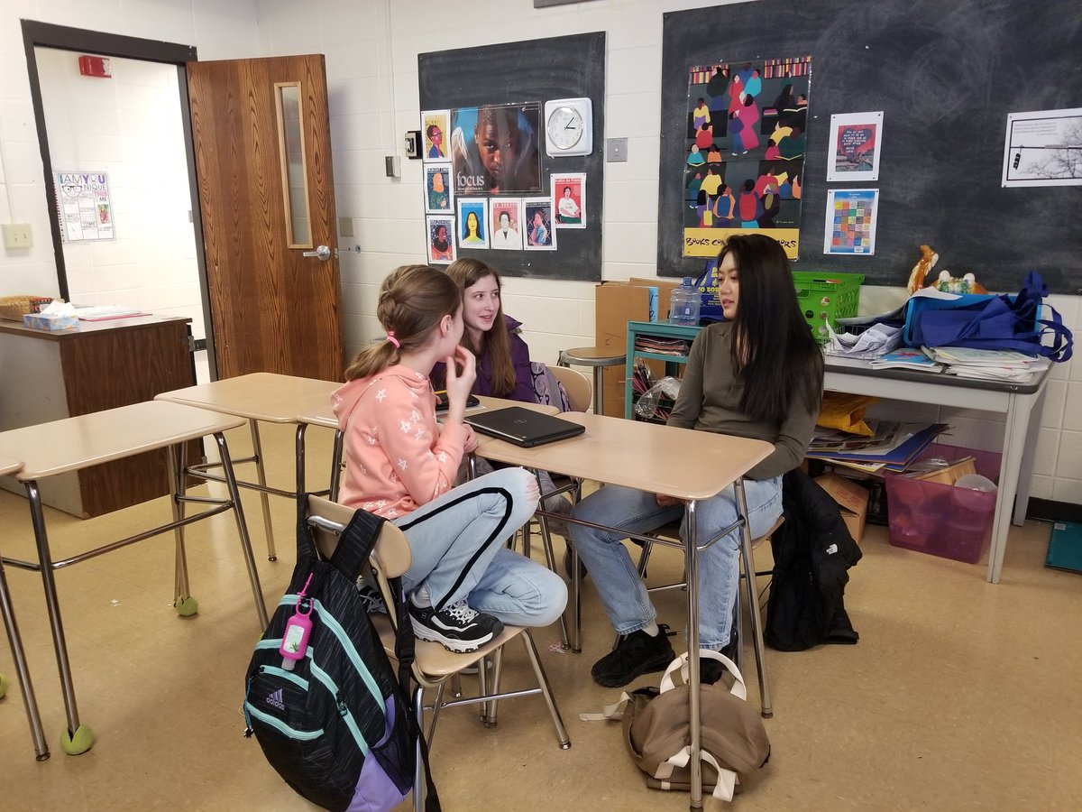 evans_vevans's tweet image. Cornell students learn from Boynton students and we learn from them. #ICSDEquity #IthacaNYSchools @BoyntonMSIthaca @LWrightICSD