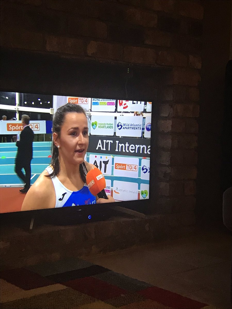 DervalORourke's tweet photo. Go on @philhealy2 breaking the Irish 200m record. Super running. Nice indoor 400m PB from @TomBarr247 
The meet looks super @AthloneIT 👏 https://t.co/yeZ6E31jry