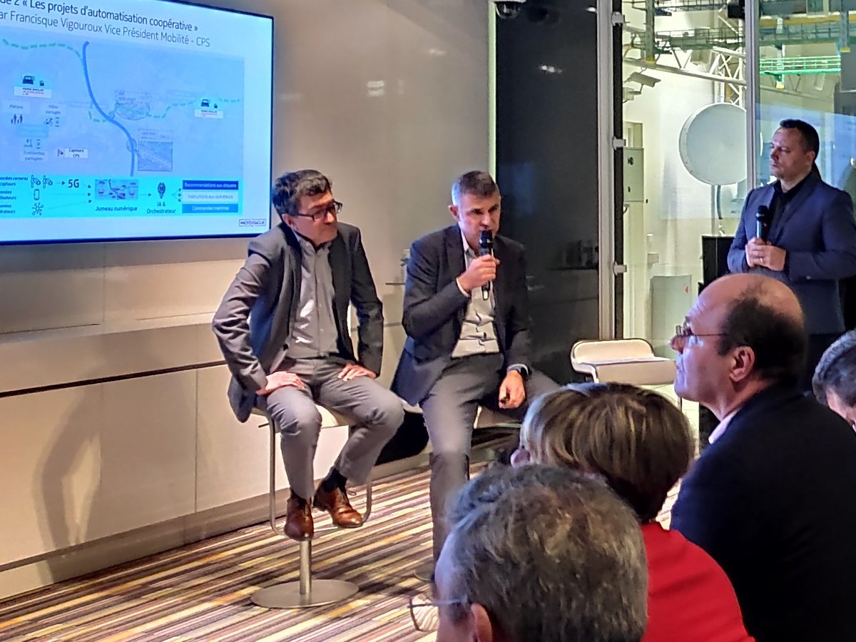 Concevoir, développer et tester une plateforme d’automatisation avec l’écosystème Paris Saclay <a href="/EricLacombe_fr/">Eric Lacombe</a> lors de la table ronde automatisation coopérative <a href="/moveinsaclay/">Move In Saclay</a>
@ComParisSaclay  <a href="/MobParisSaclay/">Mobilités - Paris-Saclay</a> <a href="/nokia/">Nokia</a> <a href="/BellLabs/">Bell Labs</a>