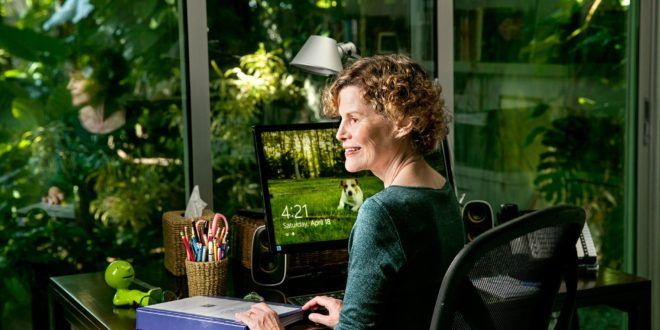 Happy 82nd birthday to Learn more about her prolific career here:  