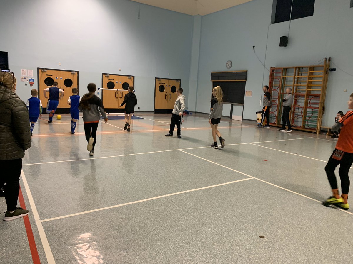 dhoneyford's tweet photo. ❤️No words. Heart is full. Glenavy GAC and Ballymacash Rangers u12’s having fun together at Parkview Youth Club. So proud of our club and community!!!! #unitedCommunity #sharedPresent https://t.co/ZvvFctegTD