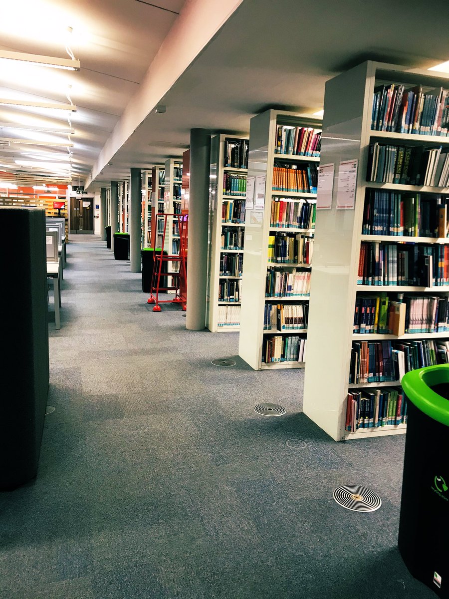 quynhanh_hoang's tweet photo. Studying at night in Sheppard library @MDXLibrary
A quiet place filled with books is just perfect for me β€οΈ #LoveMDXLibrary
ps: I found the books I needed πβ€οΈ https://t.co/mVDrcvKQ3c