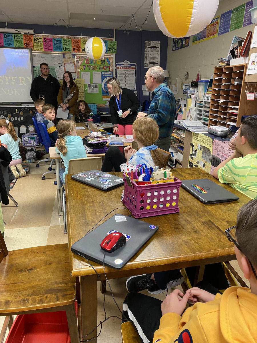 Thank you, Mr. Zinecker, for using high schoolers to inspire our 5th graders to choose band! <a href="/officialSPS/">Springfield Public Schools</a> <a href="/Dr_MAlbright/">MelissAlbright, NBCT</a> <a href="/DrKarynChristy/">Karyn Christy</a> <a href="/WilsonsCreekInt/">Wilson's Creek</a> #curriculum #cultureclimate