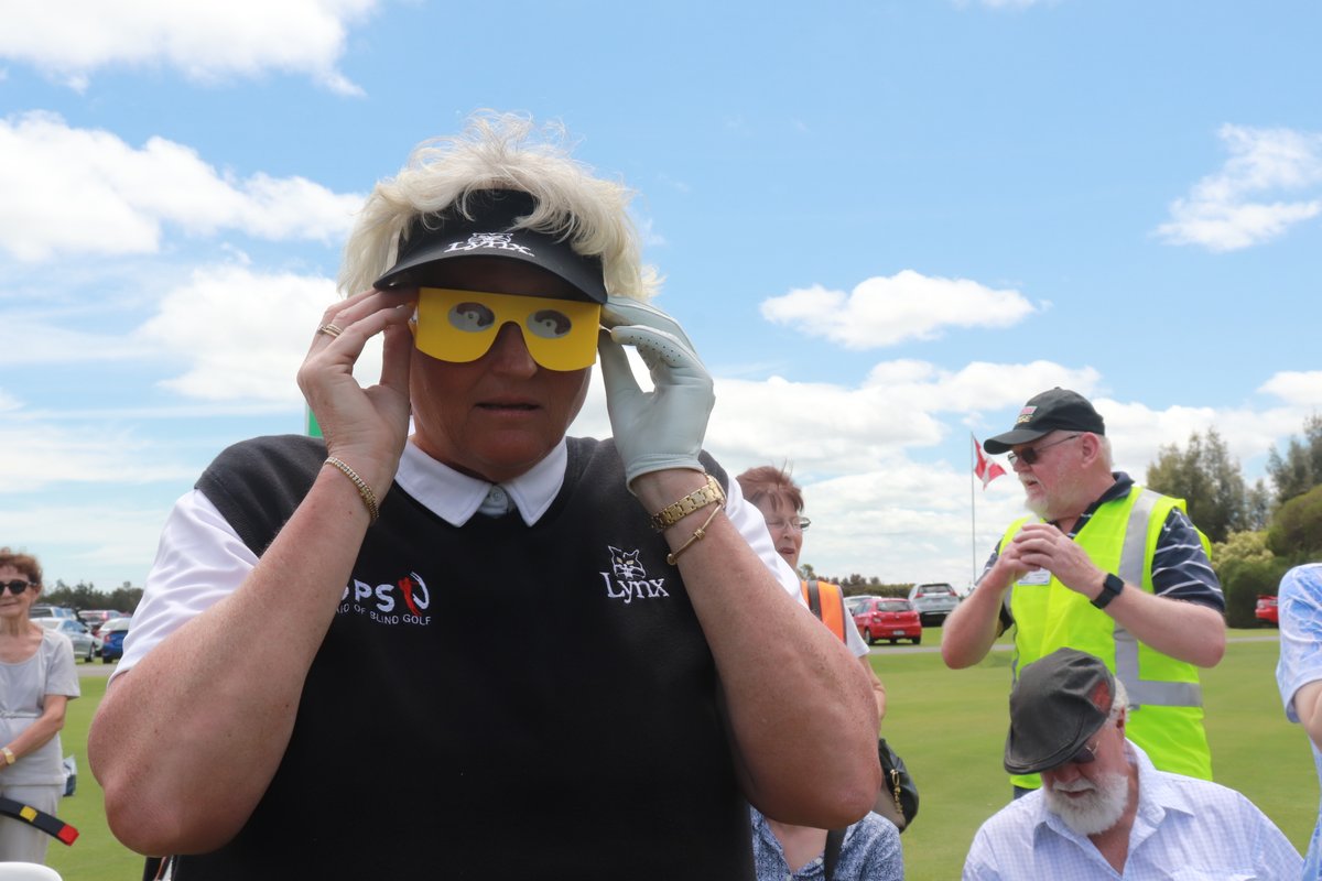 Isps Handa Japan Pa Twitter Ispsはブラインドゴルファーへの支援も行っていますが Ispsハンダオーストラリアン 女子オープンの会場でデモンストレーションが行われました ローラ デービスも目隠しメガネをしてショットを披露しましたが このメガネは 糖尿病 や