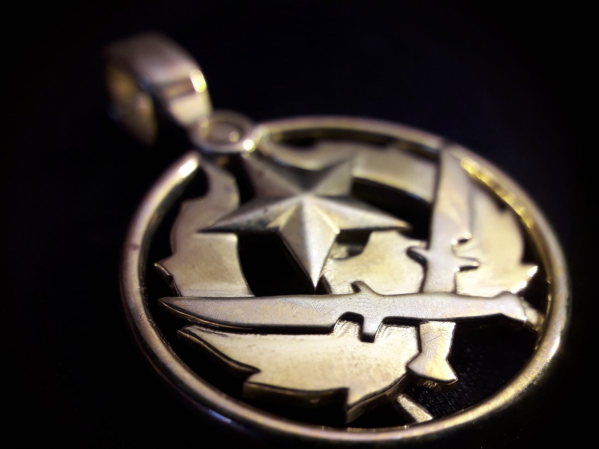 Cyber_Smithy's tweet photo. NB! 24 Hours Left to Win $130 Worth of CS:GO Teams Medallion
https://t.co/FviWbsqO8z
#CSGO #CSGOGiveaway #gamers https://t.co/MfjKefZkJi
