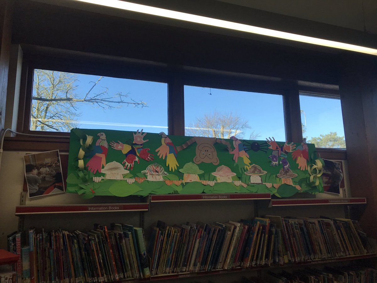 drwalker_s's tweet photo. Cheeky pictures of our display in Ongar library! All the children have added their self portraits to each scene! Can they find themselves when you pop into to see it? Visit this half term! @EssexLibraries #libraries #schoolsandlibraries #booksarelife https://t.co/eWxx6WfYfm