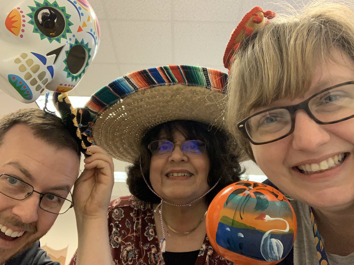 MatoacaWL's tweet photo. Day 3 is Spanish Day!! #oneccps #matoacaproud https://t.co/RPOs2BNoBG