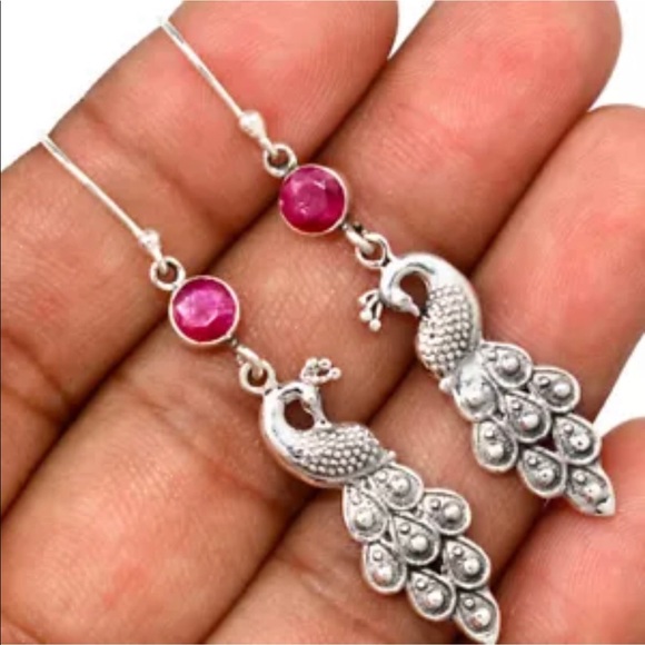 So good I had to share! Check out all the items I'm loving on @Poshmarkapp #poshmark #fashion #style<a href="/tag/fashion"class="tags"><span>#fashion</span></a><a href="/tag/shopmycloset"class="tags"><span>#shopmycloset</span></a><a href="/tag/style"class="tags"><span>#style</span></a><a href="/tag/luckybrand"class="tags"><span>#luckybrand</span></a><a href="/tag/poshmark"class="tags"><span>#poshmark</span></a>