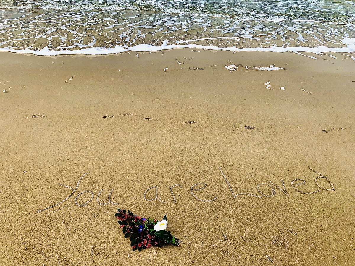 Carine McCandless tweet media